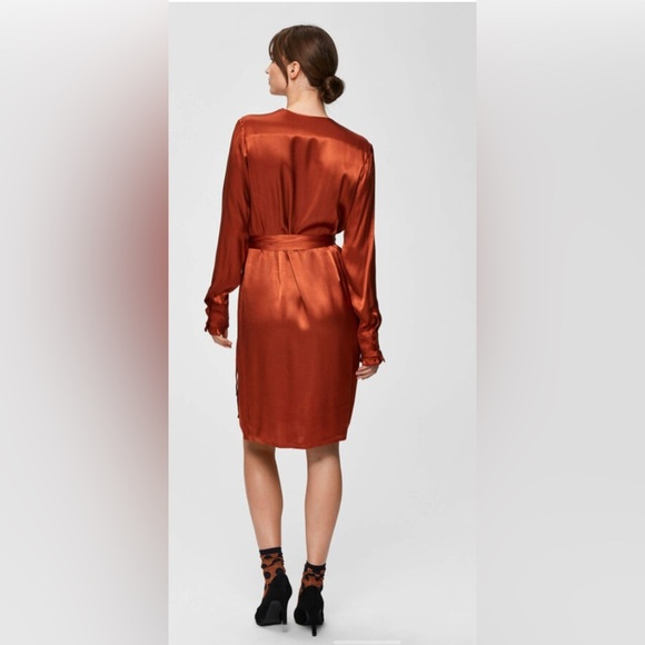 BNWT Selected satin wrap dress - Picture 2 of 8